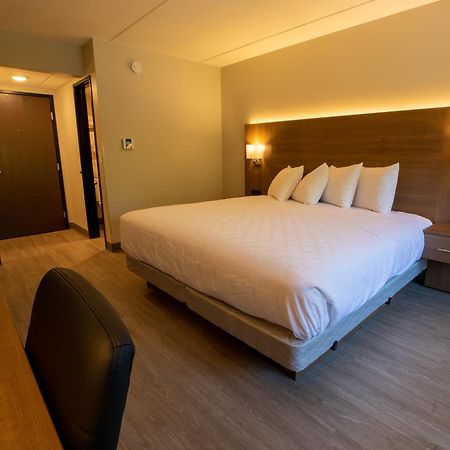 מרקט Superior Stay Hotel מראה חיצוני תמונה